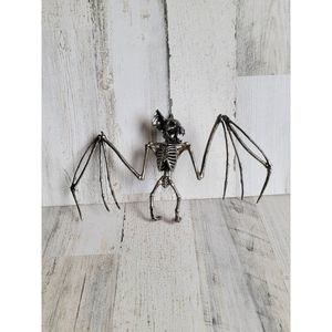 Crazy bonez metallic hanging‎ bat prop decor Halloween scary